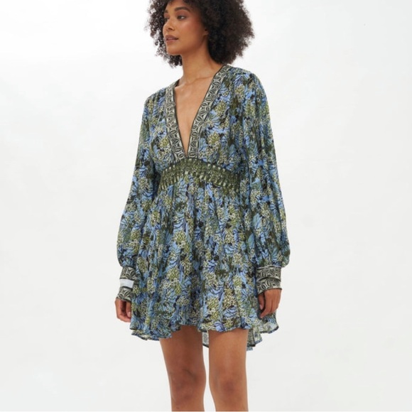 Oliphant Dresses & Skirts - Oliphant V-Neck Long Sleeve Mini Eden Blue Dress; Size XS